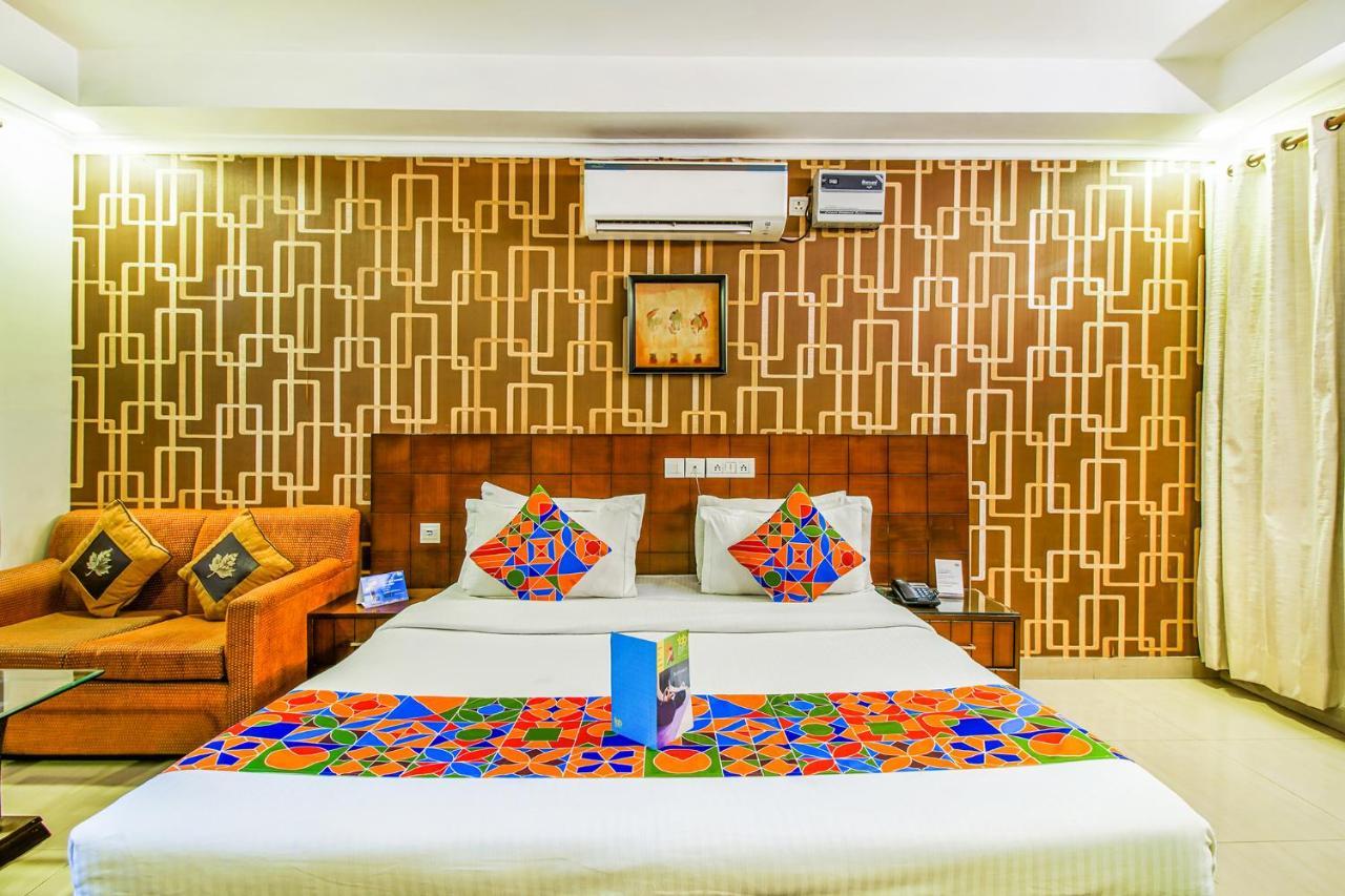 Fabhotel Signature Plaza New Delhi Exterior photo